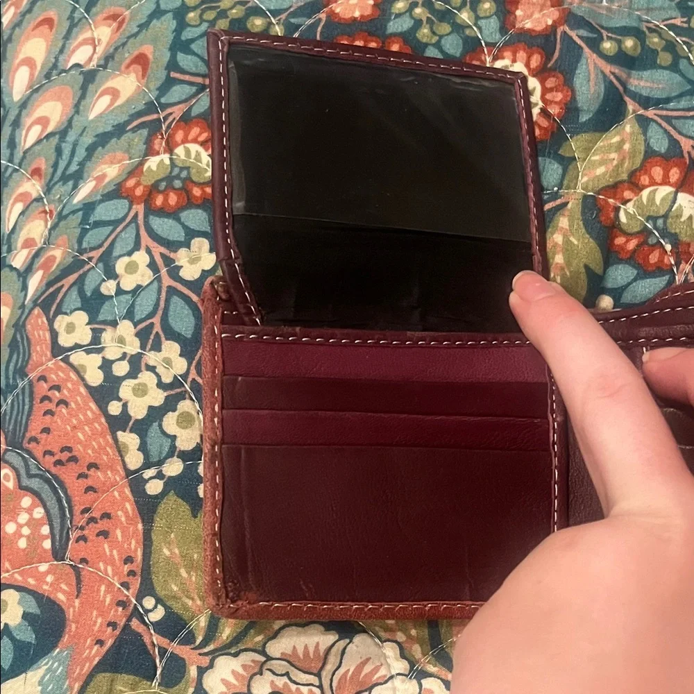 Classic Leather Men's Wallet - Deep Red